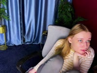 I am a nice and friendly blonde can fulfill all your wishes, do not hesitate to ask!