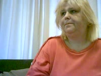 Wij zijn Sylvia 46 jaar en Paul 52 jaar en doen dit samen.Wij willen graag de mensen vermaken met ons sexgenot.Wij zijn voor alles in behalve anaal en plas en poepsex..Dus heb je zin in een geil contact dan ben je bij ons op het goede adres.Tot horens en geile kusjes waar je maar wilt