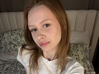 real live cam picture TaraGnagey