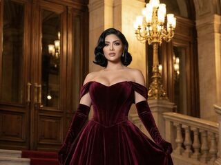 naked cam girl photo MadelineDemie