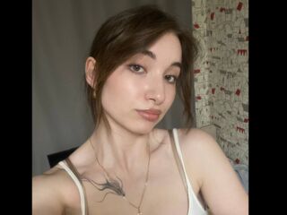 free adultcam AdelinaBlis