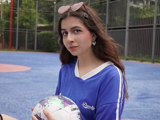 masturbating camgirl AdrianaCline