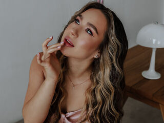 camgirl webcam sex picture AimeeHout