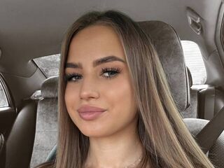 chat live webcam AliceCire