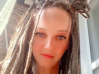 girl naked AliseThompson