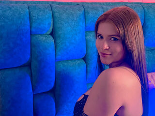 camslut topless AlissoWeir