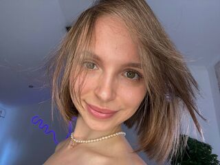 nude webcam girl AllieBlack