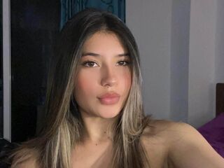 sexy webcam girl AmberCozzi