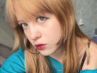 hot cam slut AmberLune