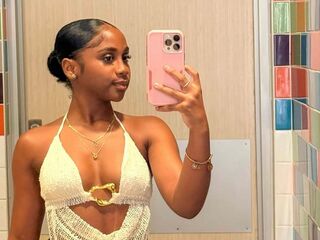 girl webcam show AmoraBella