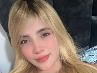 cam girl masturbating with sextoy AngelineBellrose