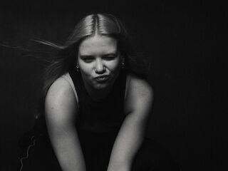 chatrubate cam girl picture AngellaMaulin