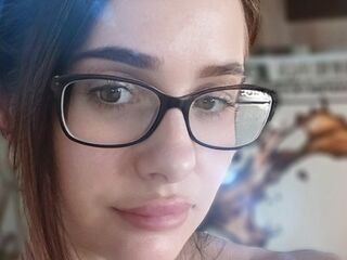 nude camgirl pic AnnaliseLee