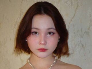 naked cam girl masturbating with dildo AnnemarieTschida