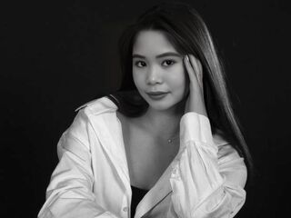 adult liveshow AyaNicole
