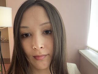 girl fingering shaved pussy BellaRomanov