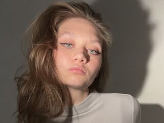 beautiful camgirl BrandiLiedberg