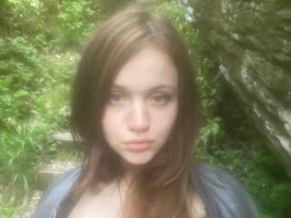 camslut topless CarolNouls