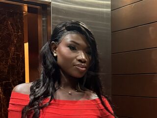 masturbating ChannelVoss