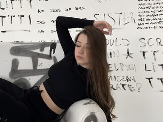 webcam bitch chatroom CharlotteVivi