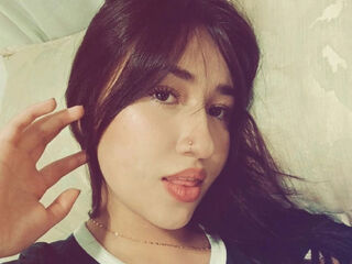 naughty camgirl masturbating with vibrator ClaireThomas