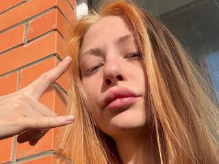 sexy camgirl DeloresDeveau