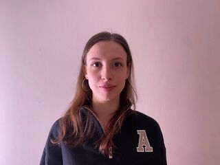 livesex cam girl DessireSenden