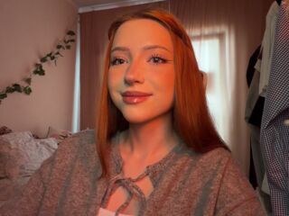 naked webcamgirl DianniLinell