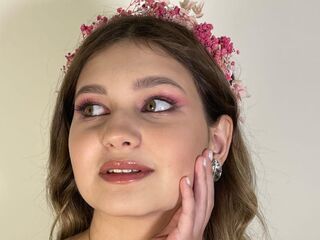 shaved pussy web cam ElleEllise
