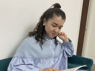 nude webcamgirl pic EllyJames