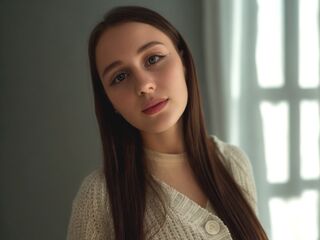 sexy camgirl picture ElwynaHarn