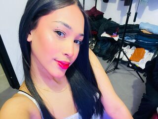 camslut fingering pussy ElythraQueen