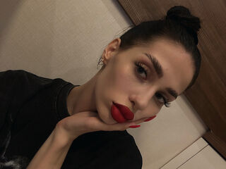 adult web cam chat EmiJones