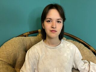 adult web cam EvaMillier