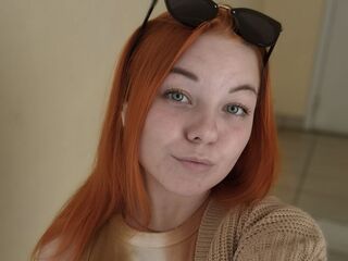naked girl with webcam fingering pussy EvelynKellers