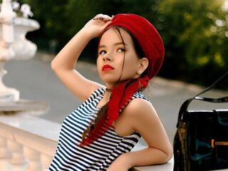 naked webcam girl photo FreedaBoynton