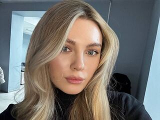 webcam strip tease show GladysAgard