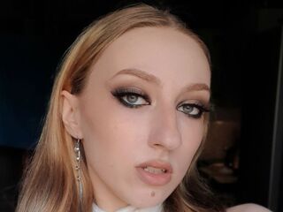 chatroom webcam pic HenriettaFare