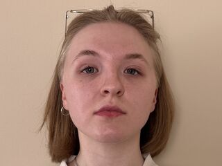 camgirl playing with sextoy HienRosse