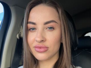 nude webcamgirl IrinaSlavic