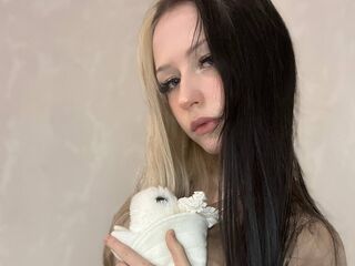 fingering cam girl video JessiaZahri