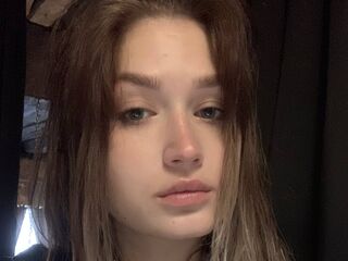 girl cam sex JulieannGomaz