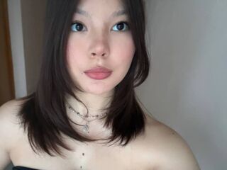 girl webcam naked JulienneCharters