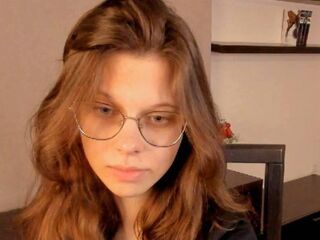 camwhore shaved pussy JulinaGorovena
