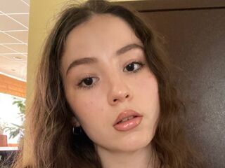 cam girl masturbating with sextoy JulyLarain