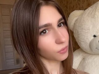 naked cam live KarieChuong
