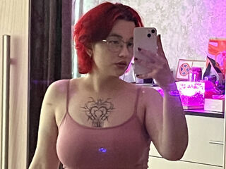 naked cam girl masturbating with sextoy KarissaParkman