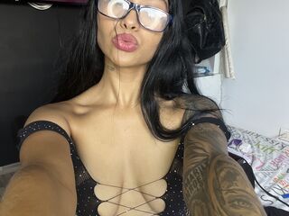 naked webcam girl video KatieReyes