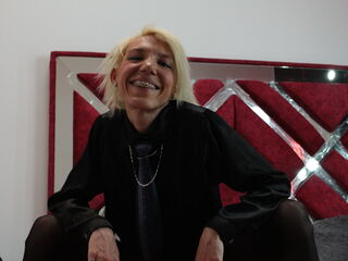 live cam chat KloeSwings