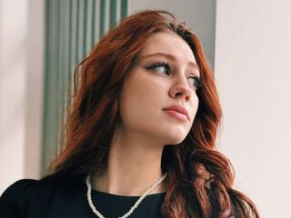 webcam babe chat room KristinaGuernsey